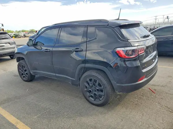 3C4NJDAB9MT596518 2021 JEEP COMPASS - Image 2
