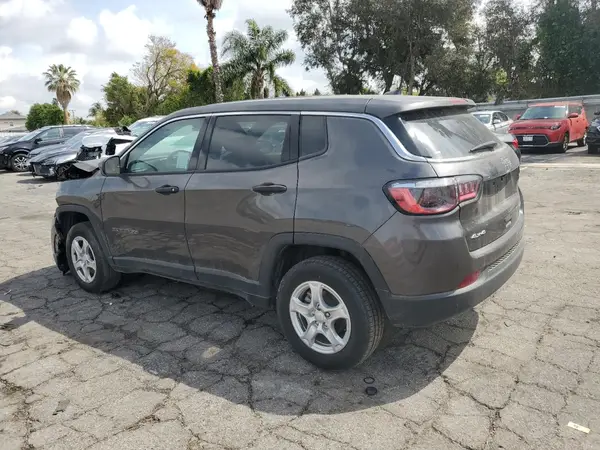3C4NJDAB9NT144165 2022 JEEP COMPASS - Image 2