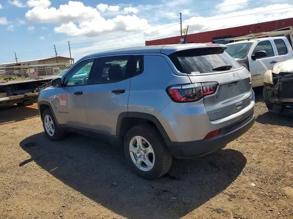 3C4NJDAB9NT205613 2022 JEEP COMPASS - Image 2