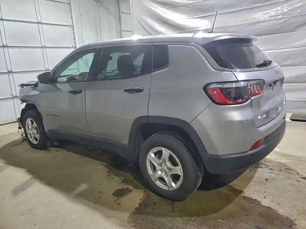 3C4NJDAB9NT214036 2022 JEEP COMPASS - Image 2