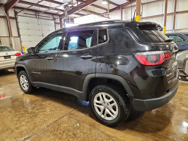 3C4NJDABXHT642394 2017 JEEP COMPASS - Image 2