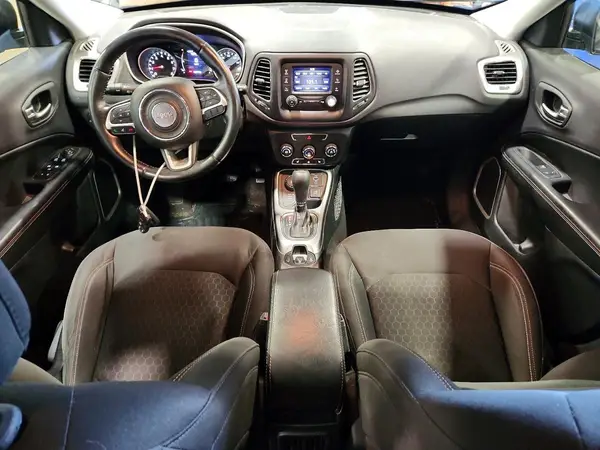 3C4NJDABXHT642394 2017 JEEP COMPASS - Image 8