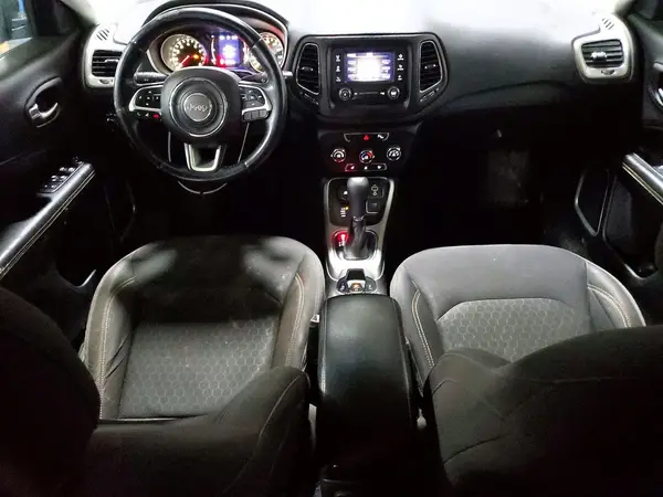 3C4NJDABXHT647269 2017 JEEP COMPASS - Image 8