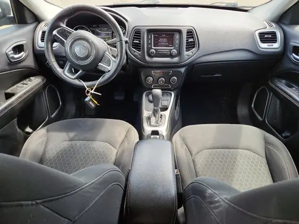 3C4NJDABXHT659616 2017 JEEP COMPASS - Image 8