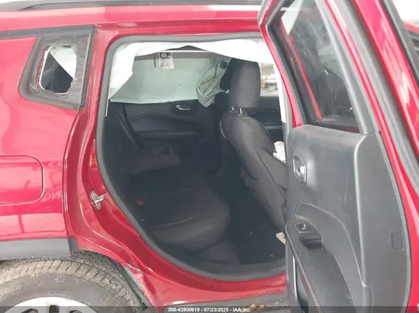 3C4NJDABXHT698657 2017 JEEP COMPASS - Image 8