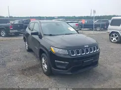 3C4NJDABXJT100881 2018 JEEP COMPASS