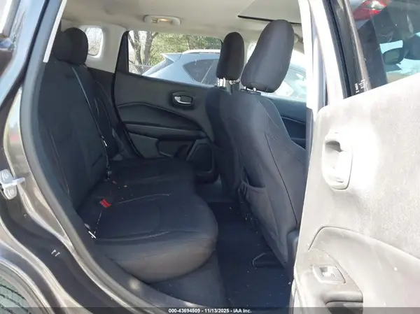 3C4NJDABXJT181008 2018 JEEP COMPASS - Image 8
