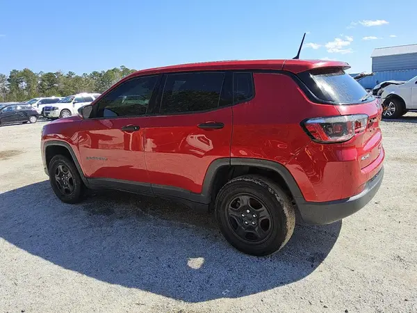 3C4NJDABXJT192378 2018 JEEP COMPASS - Image 2