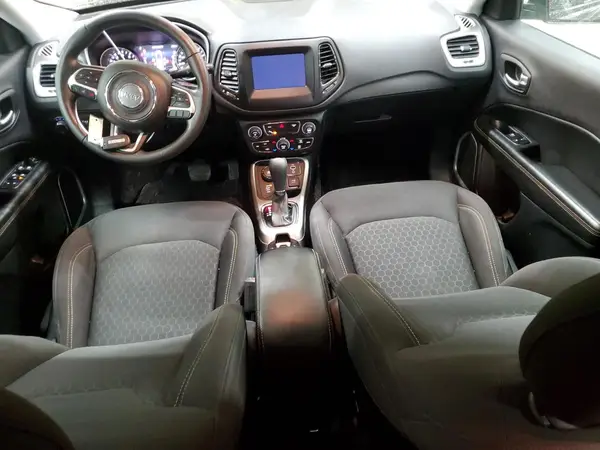 3C4NJDABXJT214329 2018 JEEP COMPASS - Image 6