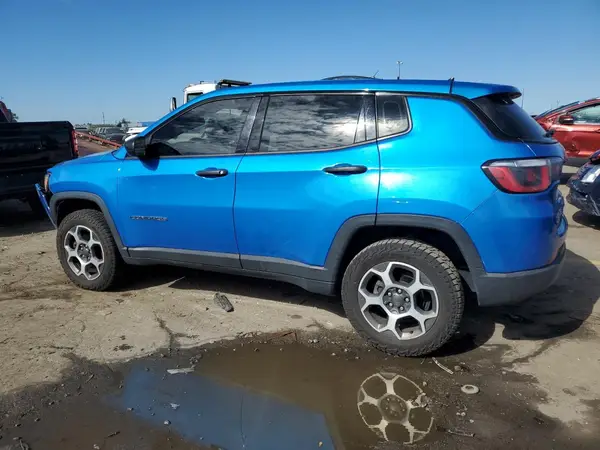 3C4NJDABXJT283179 2018 JEEP COMPASS - Image 2