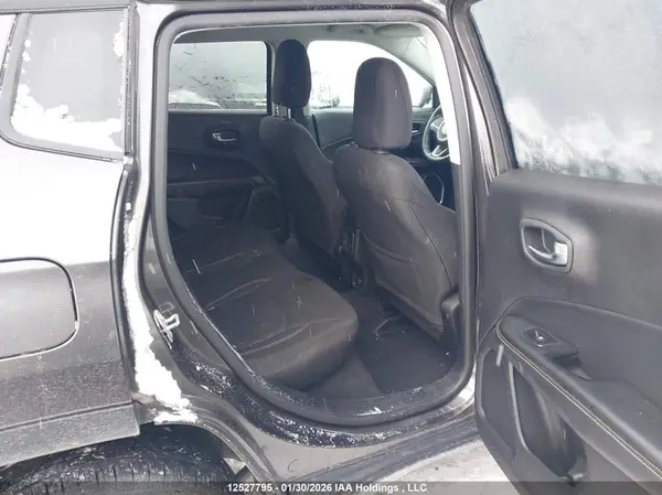 3C4NJDABXJT314429 2018 JEEP COMPASS - Image 8
