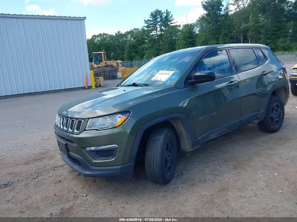 3C4NJDABXJT391141 2018 JEEP COMPASS - Image 2