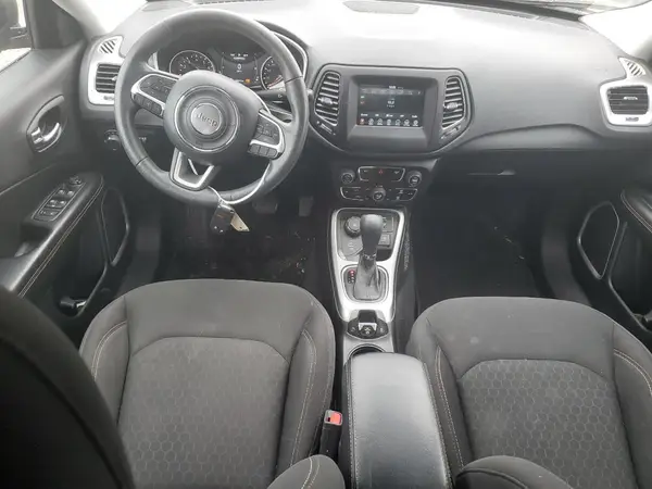 3C4NJDABXKT595388 2019 JEEP COMPASS - Image 8