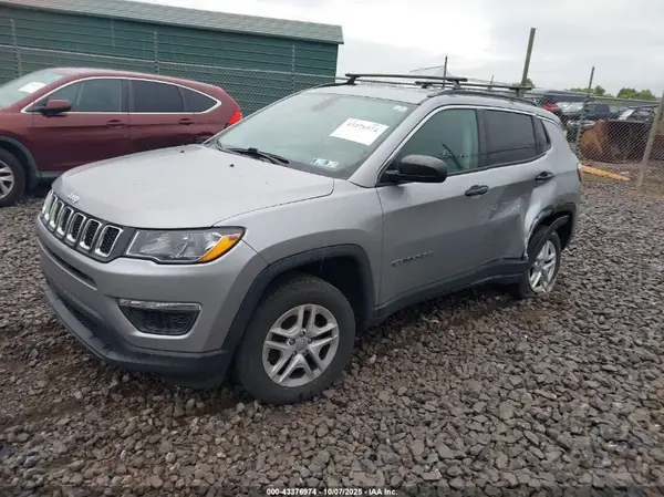 3C4NJDABXKT714007 2019 JEEP COMPASS - Image 2
