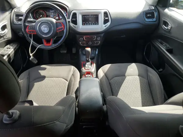 3C4NJDABXKT827990 2019 JEEP COMPASS - Image 8