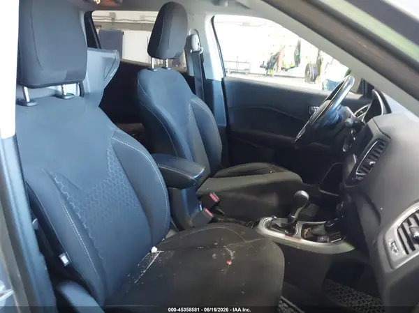 3C4NJDABXLT149548 2020 JEEP COMPASS - Image 8