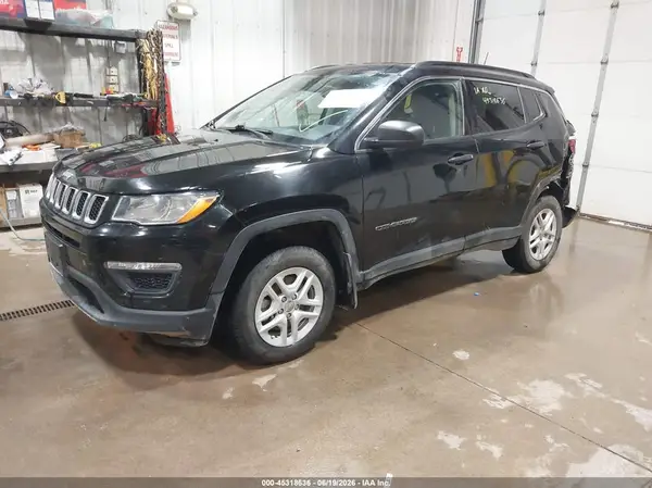 3C4NJDABXMT500251 2021 JEEP COMPASS - Image 2