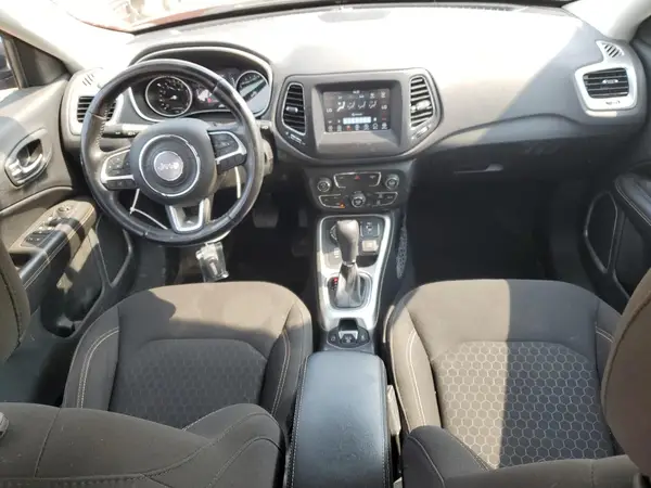 3C4NJDABXMT504400 2021 JEEP COMPASS - Image 8