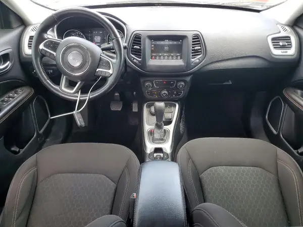 3C4NJDABXMT557212 2021 JEEP COMPASS - Image 8
