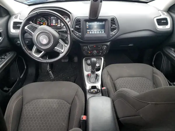 3C4NJDABXMT584376 2021 JEEP COMPASS - Image 8