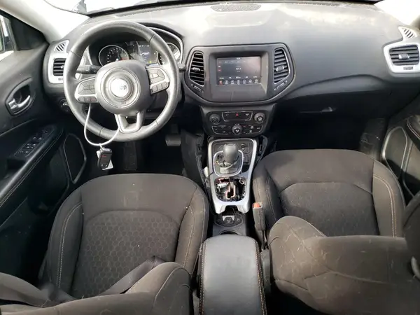 3C4NJDABXMT591392 2021 JEEP COMPASS - Image 8