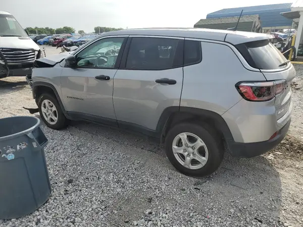 3C4NJDABXNT205619 2022 JEEP COMPASS - Image 2