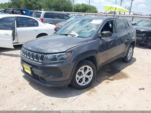 3C4NJDAN0RT168760 2024 JEEP COMPASS - Image 2