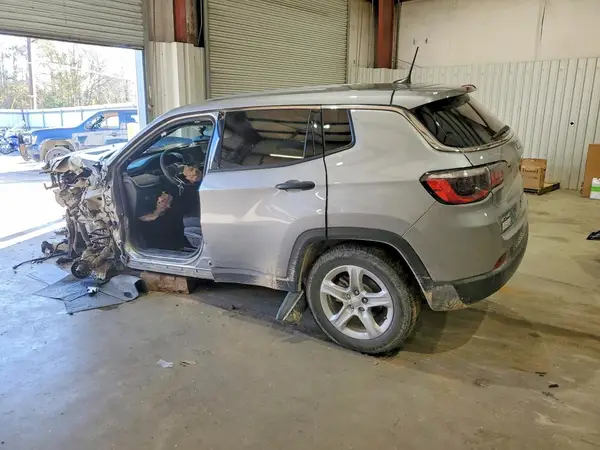 3C4NJDAN0RT577339 2024 JEEP COMPASS - Image 2