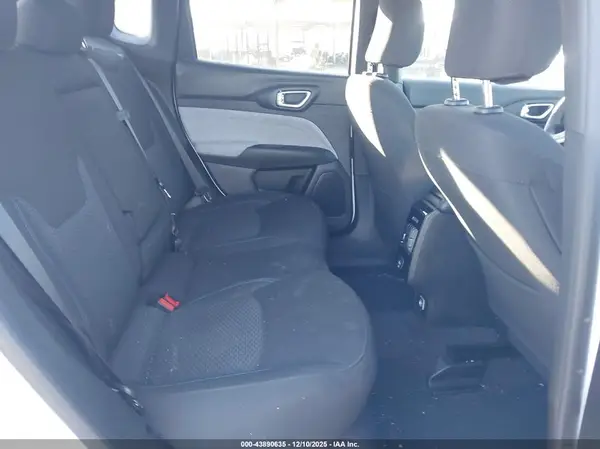 3C4NJDAN0ST531628 2025 JEEP COMPASS - Image 8
