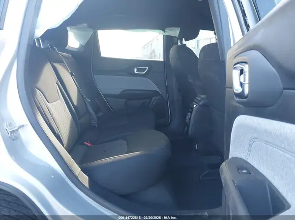 3C4NJDAN0ST575385 2025 JEEP COMPASS - Image 8