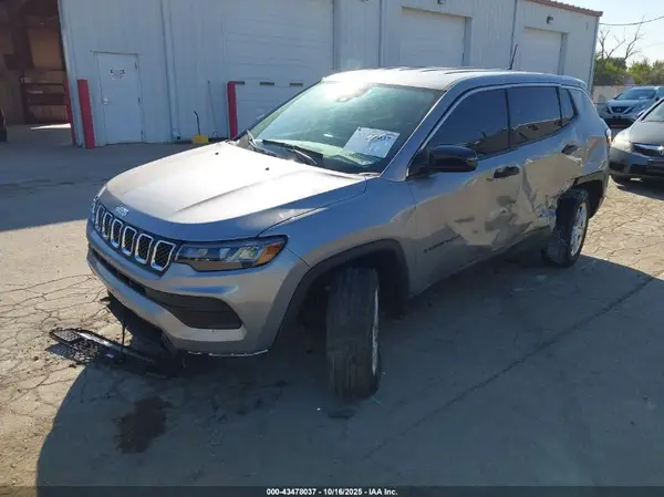 3C4NJDAN1PT509788 2023 JEEP COMPASS - Image 2
