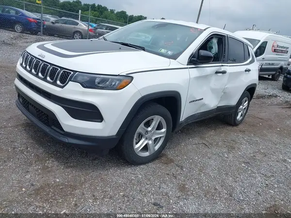3C4NJDAN1PT519592 2023 JEEP COMPASS - Image 2