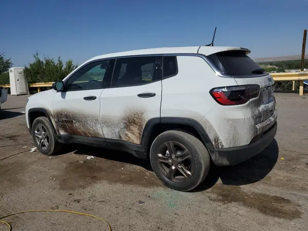 3C4NJDAN1RT106204 2024 JEEP COMPASS - Image 2