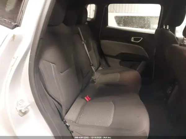 3C4NJDAN1RT114741 2024 JEEP COMPASS - Image 8