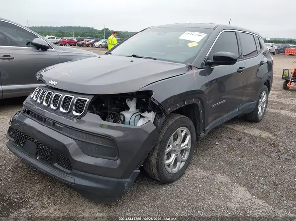 3C4NJDAN1RT170615 2024 JEEP COMPASS - Image 2
