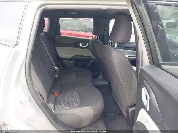 3C4NJDAN1RT583022 2024 JEEP COMPASS - Image 8
