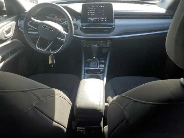 3C4NJDAN1ST540693 2025 JEEP COMPASS - Image 8