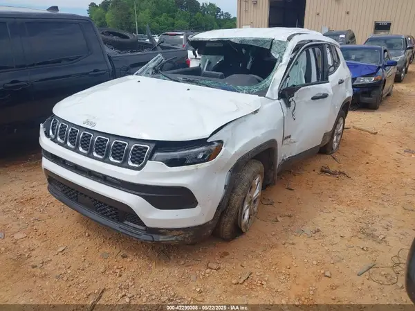 3C4NJDAN1ST542752 2025 JEEP COMPASS - Image 2