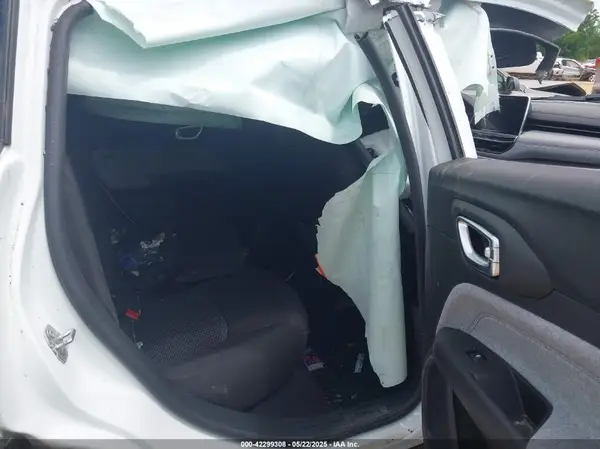3C4NJDAN1ST542752 2025 JEEP COMPASS - Image 8