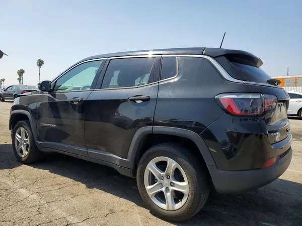 3C4NJDAN2PT516670 2023 JEEP COMPASS - Image 2