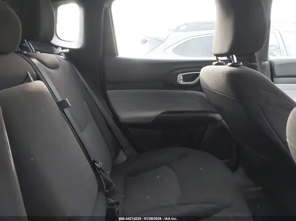 3C4NJDAN2PT529502 2023 JEEP COMPASS - Image 8