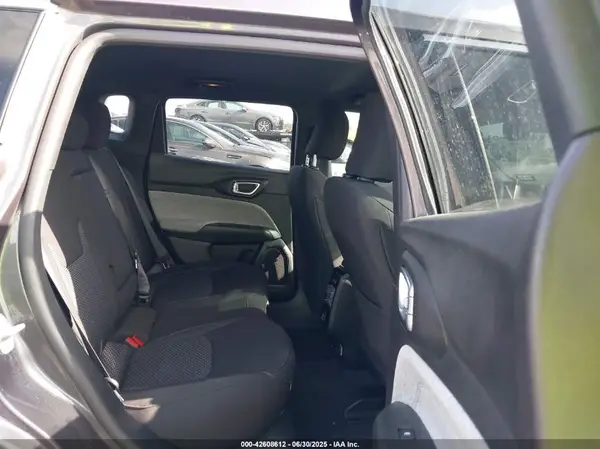 3C4NJDAN2RT127059 2024 JEEP COMPASS - Image 8