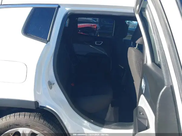 3C4NJDAN2RT583448 2024 JEEP COMPASS - Image 8