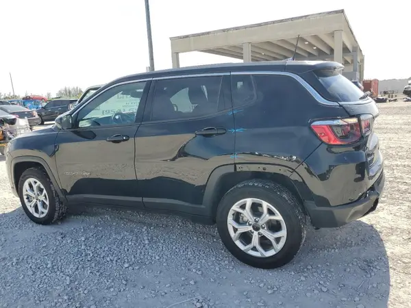 3C4NJDAN2ST517441 2025 JEEP COMPASS - Image 2