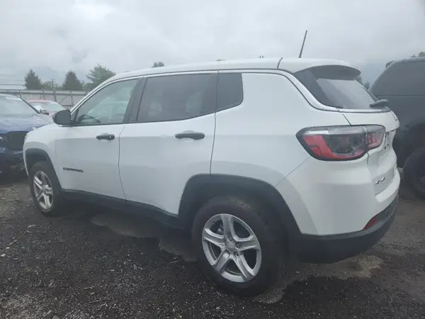 3C4NJDAN3PT511073 2023 JEEP COMPASS - Image 2