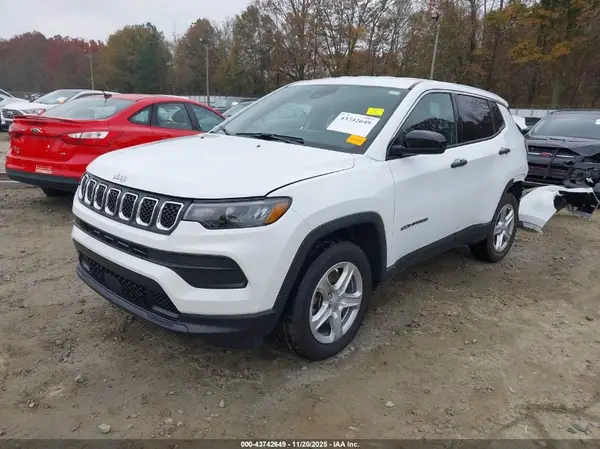 3C4NJDAN3PT517147 2023 JEEP COMPASS - Image 2