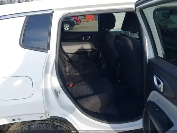 3C4NJDAN3PT517147 2023 JEEP COMPASS - Image 8