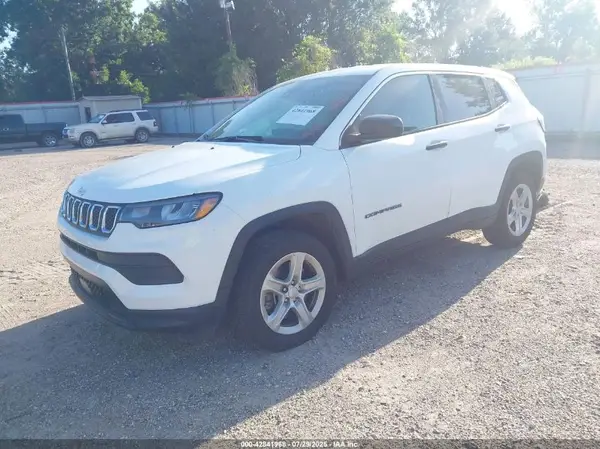 3C4NJDAN3PT566431 2023 JEEP COMPASS - Image 2