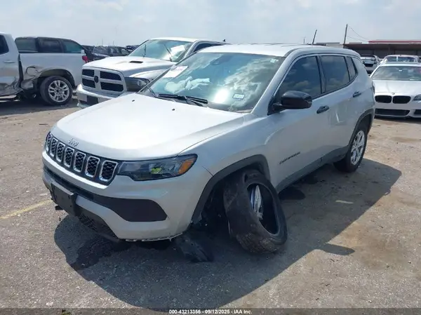 3C4NJDAN3RT170275 2024 JEEP COMPASS - Image 2