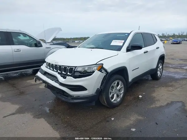 3C4NJDAN3RT174133 2024 JEEP COMPASS - Image 2